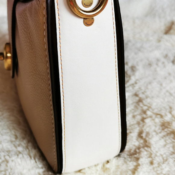 Page 27 Colour Block Leather Bag - Picture 9 of 12